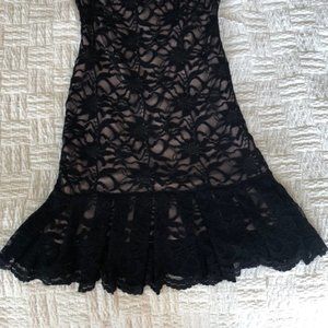 Calvin Klein Black Floral Lace 3/4 Sleeve Dress 8
